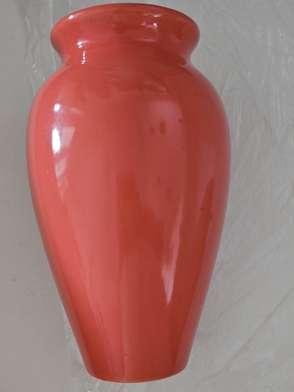 Gloss Coral Ceramic Vase - Vibrant Coral Accent